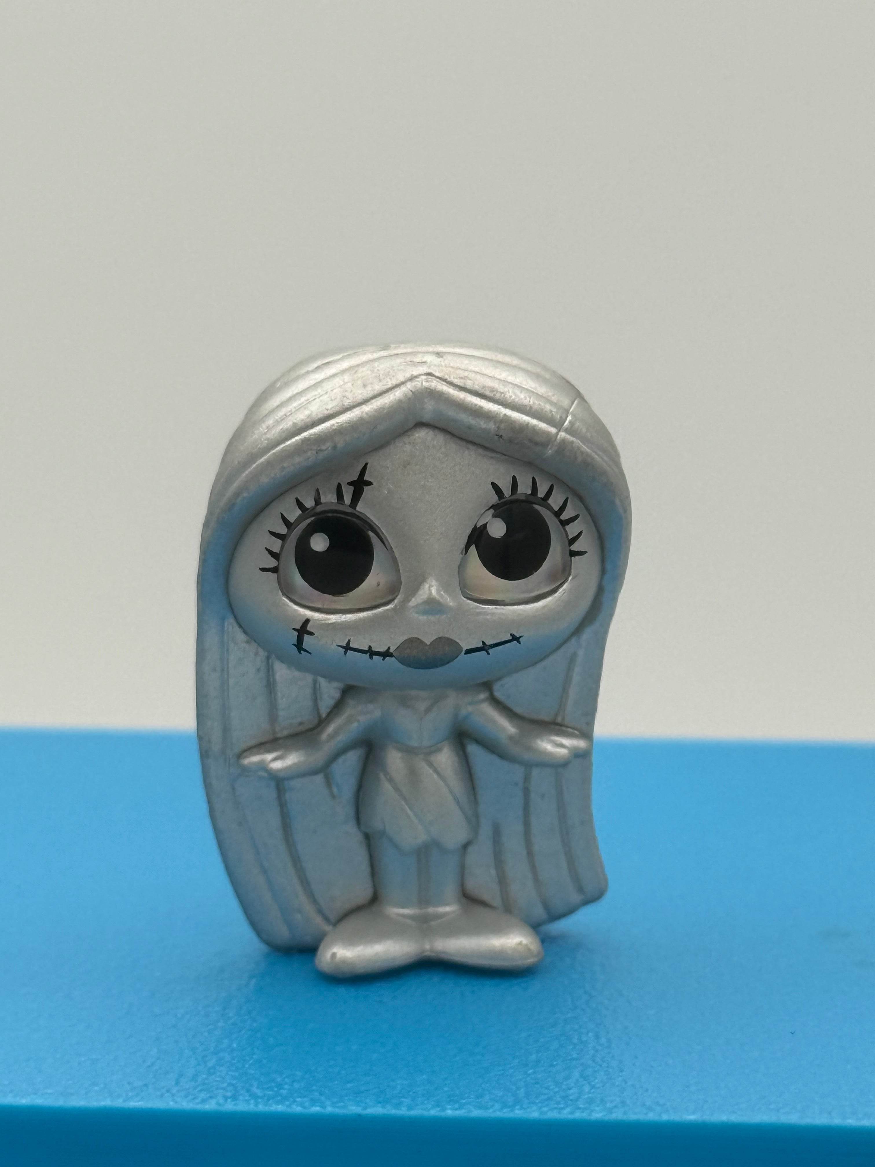 Sally, Pre-Owned Disney Doorables, Disney 100 Platinum Collection