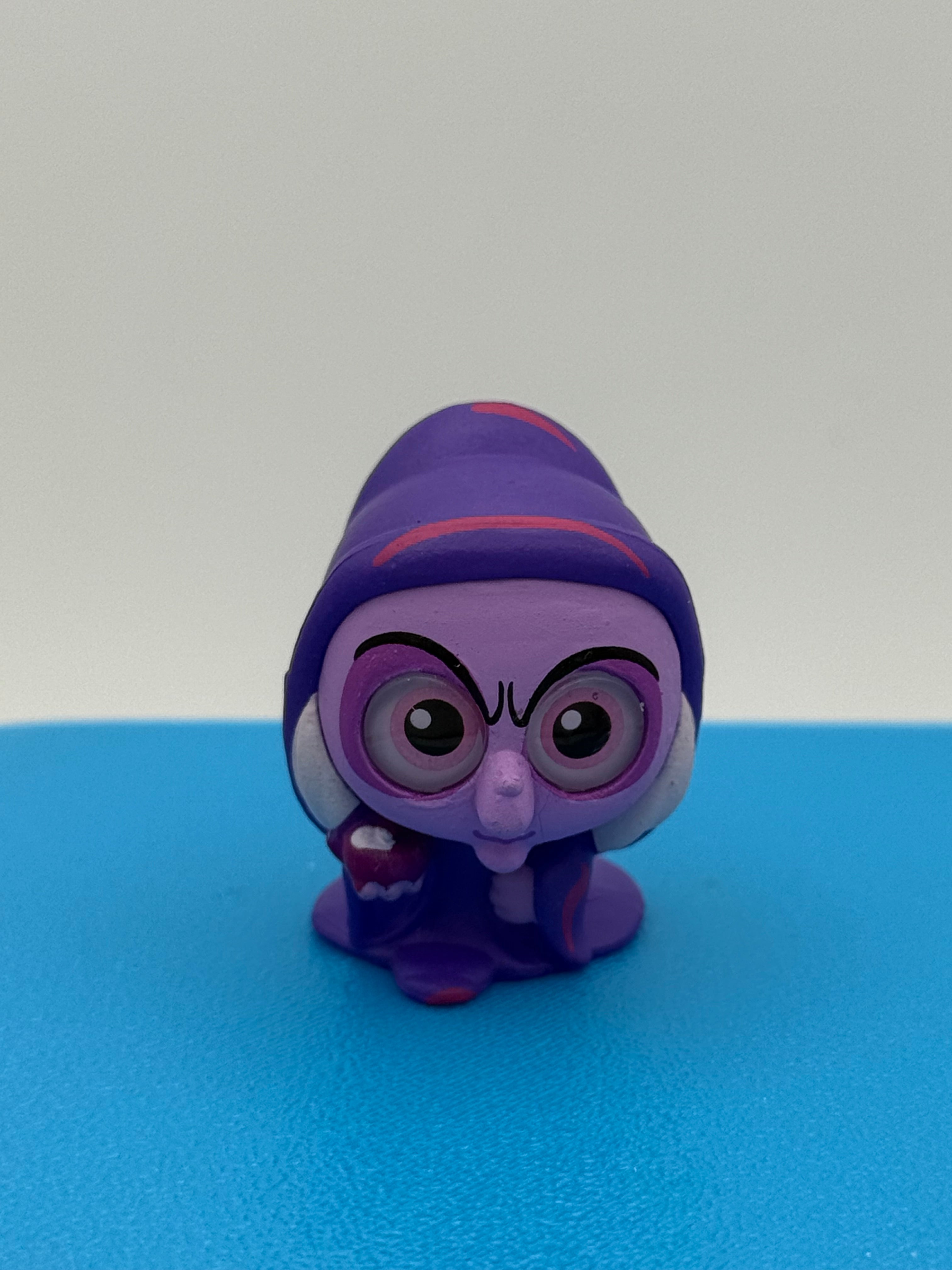 Evil Queen (Hag), Pre-Owned Disney Doorables, Neon Pop