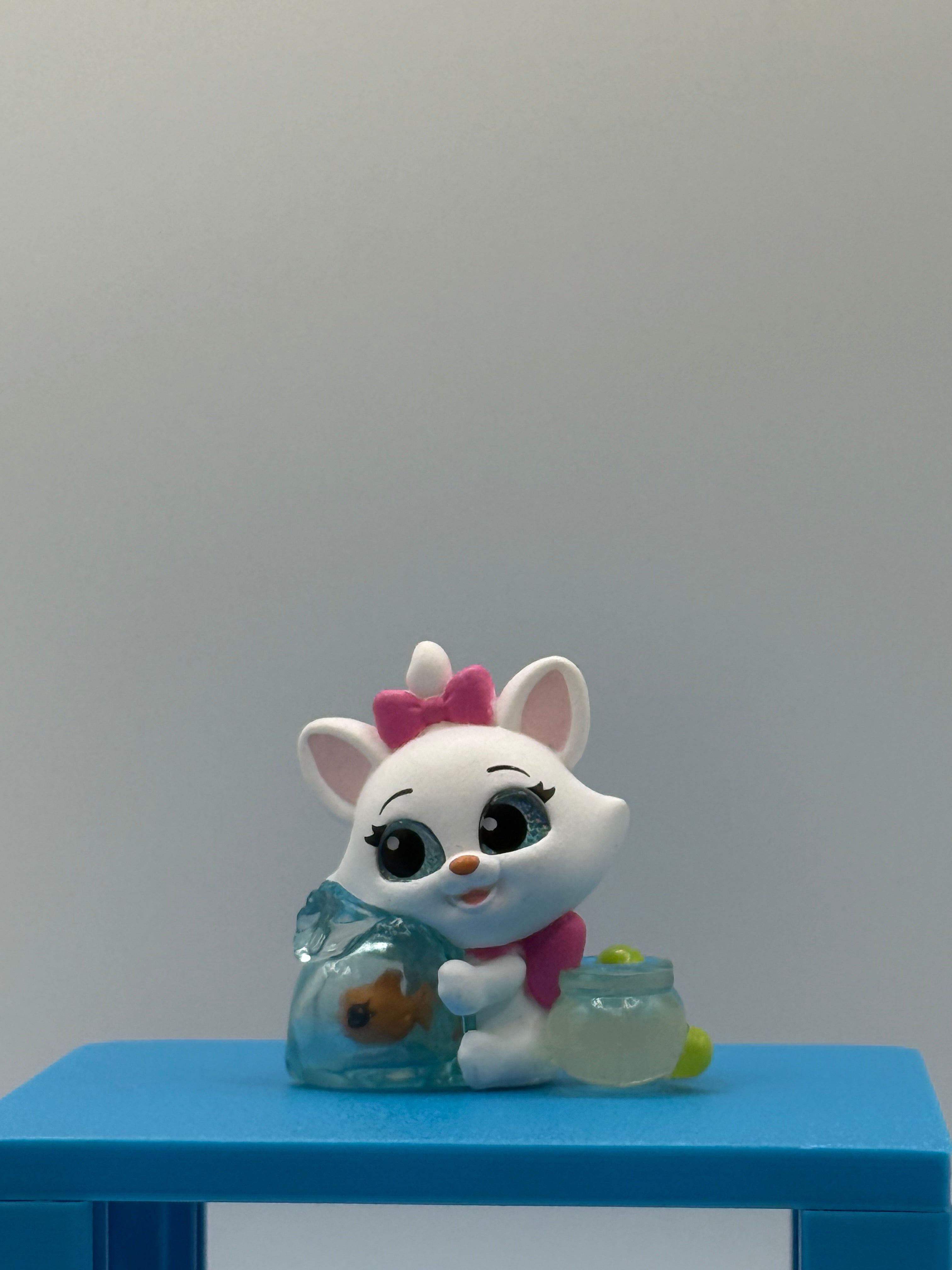 Marie, Pre-Owned Disney Doorables, Ticket to Fun