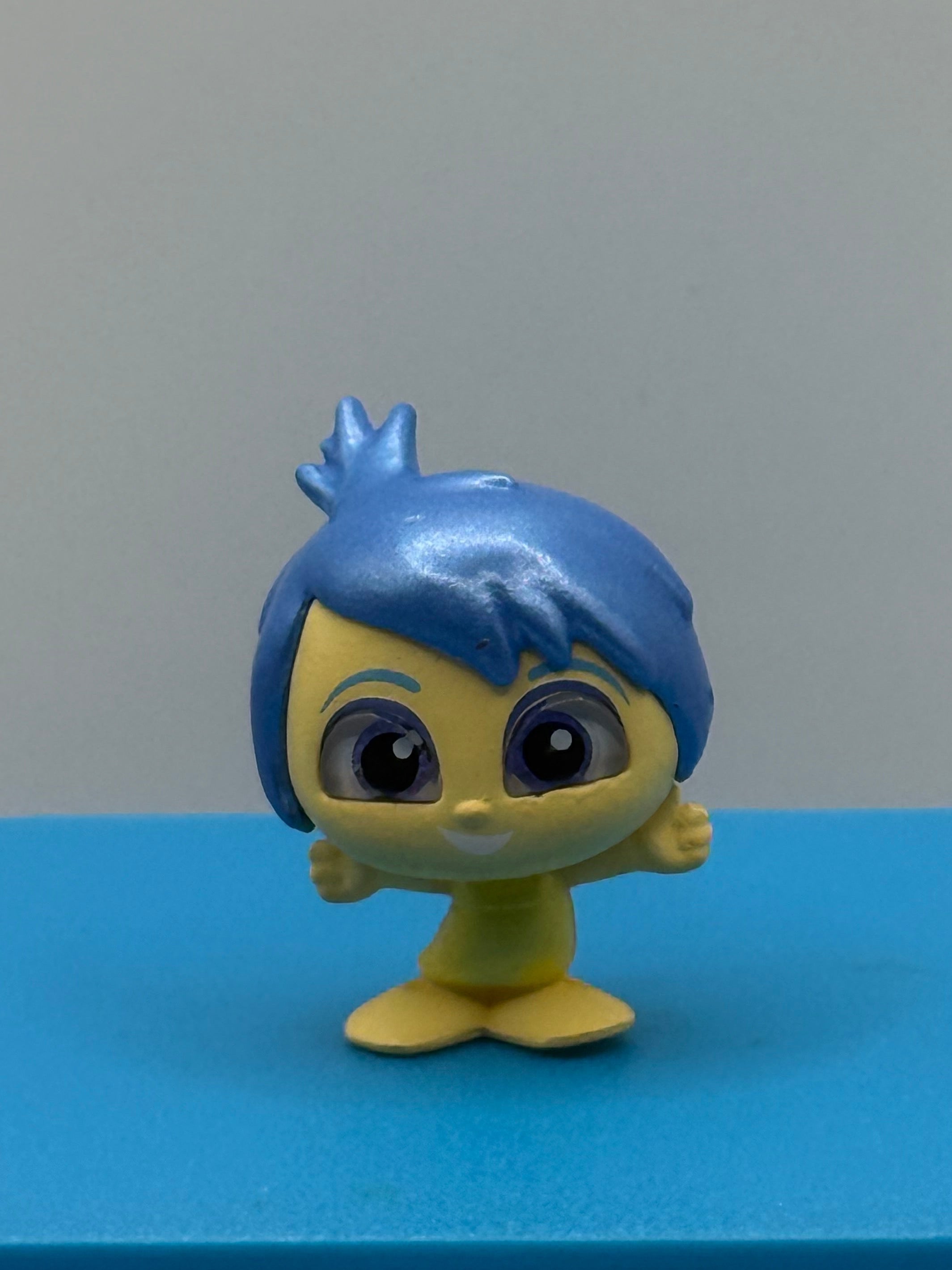 Joy, Pre-Owned Disney Doorables, Inside Out 2 Shimmer